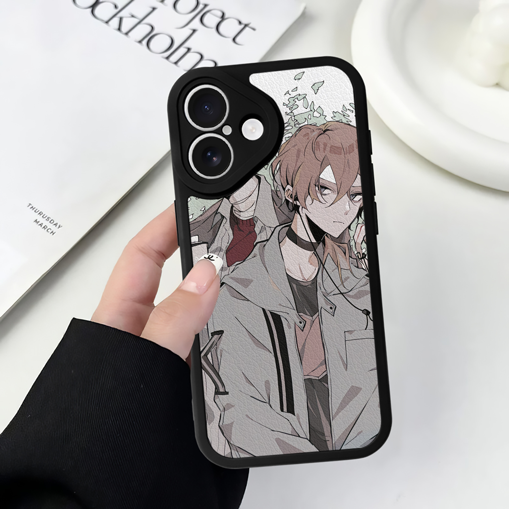 （画像用） 文豪ストレイドッグス Bungo Stray Dogs 【iPhone 16シリーズ対応】シリコンスマホケース（レザー調） 材質：シリコン